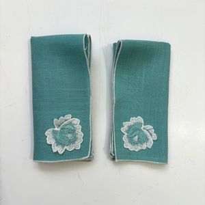 3D Flower Embroidered Luncheon Napkins Cottage Core Country Vintage 12x12